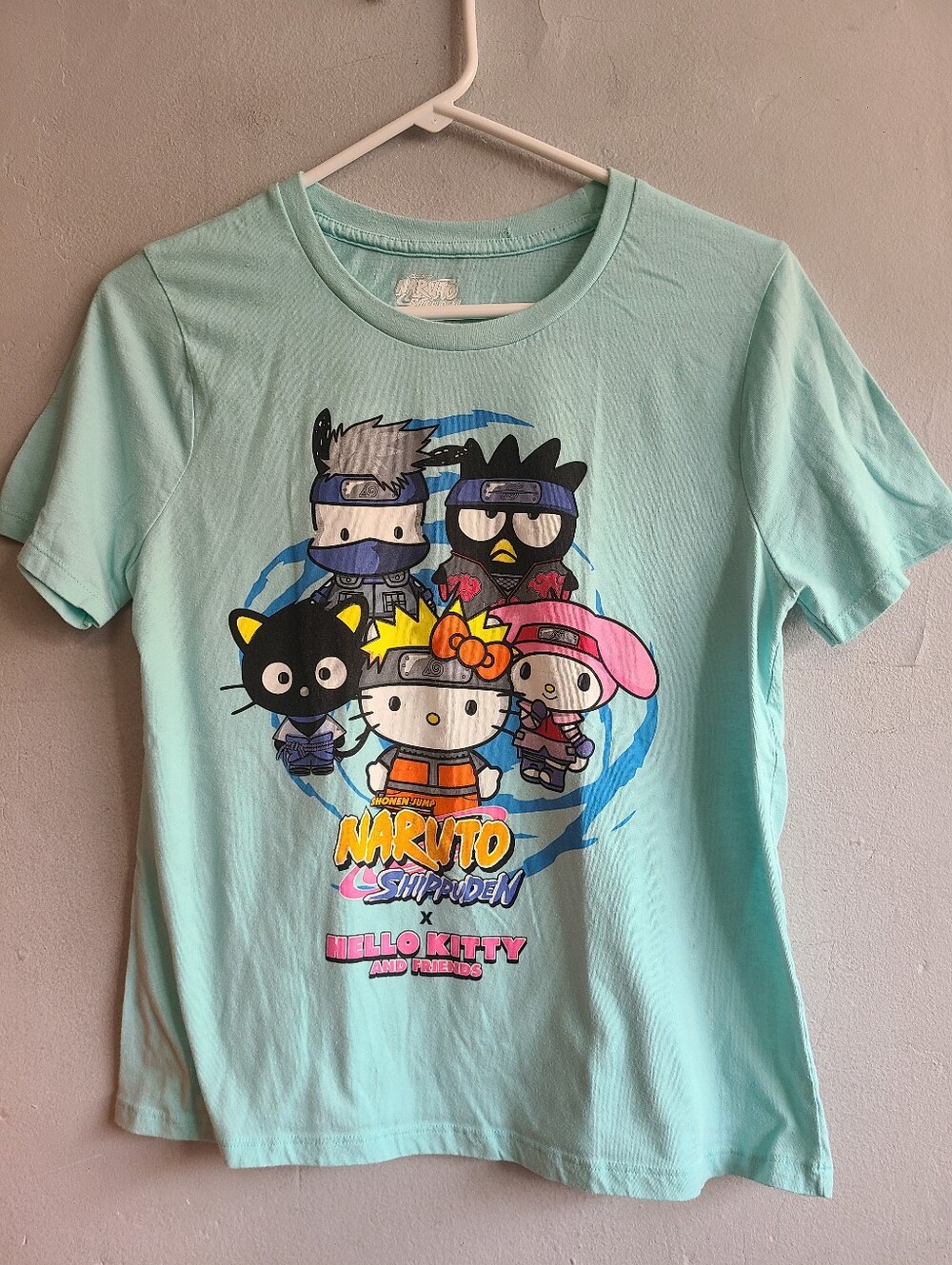 Women's junior medium Hello Kitty x Naruto Shippuden light teal blue tee t-shirt